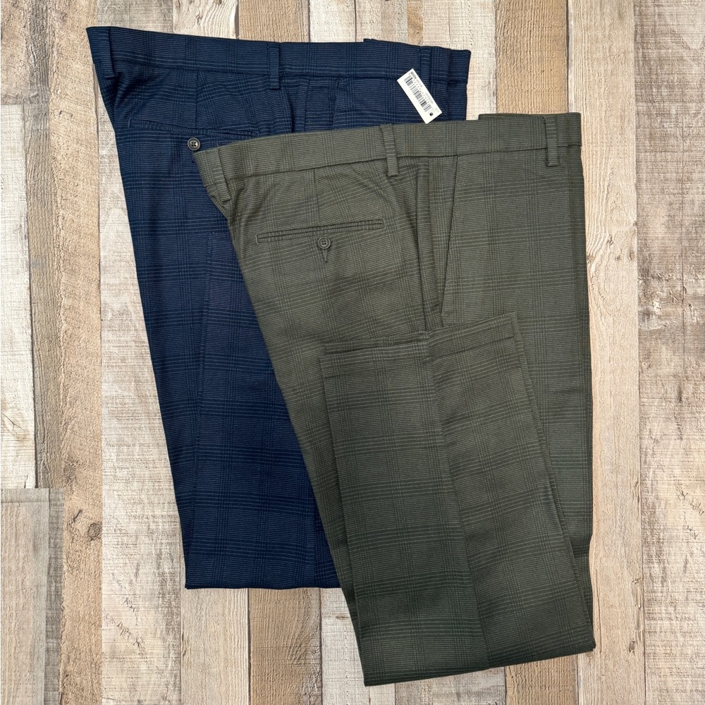 MOVING SALE❗️NWT Goodthreads Men’s Navy Blue and Dark Green Slacks 42 x 30